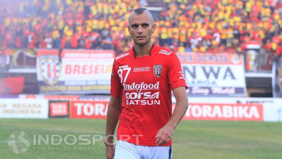 Bek Bali United, Kiko Insa Copyright: © Ian Setiawan/INDOSPORT